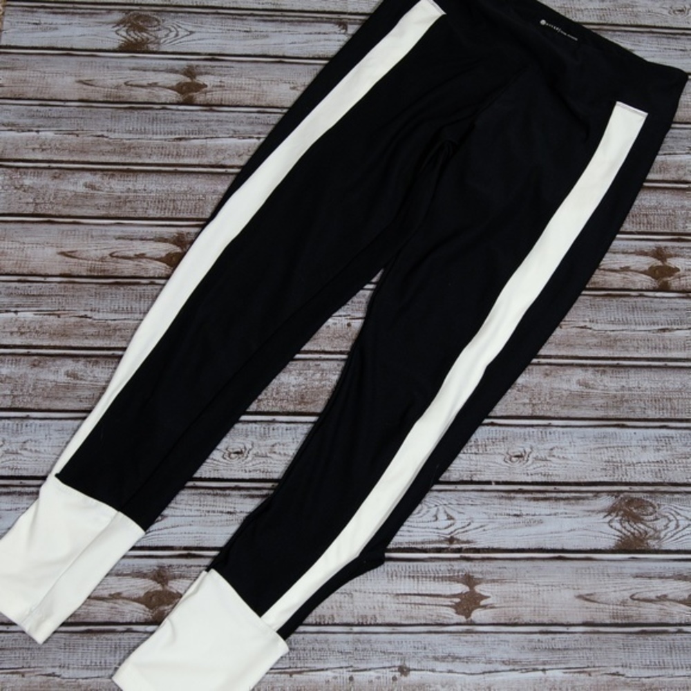Bally Total Fitness Player Side Stripe Leggings